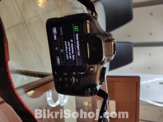 Canon 1300D